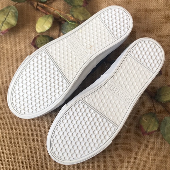 Old Navy Girls Navy Blue Sneakers NWT Size 5 - Picture 5 of 8